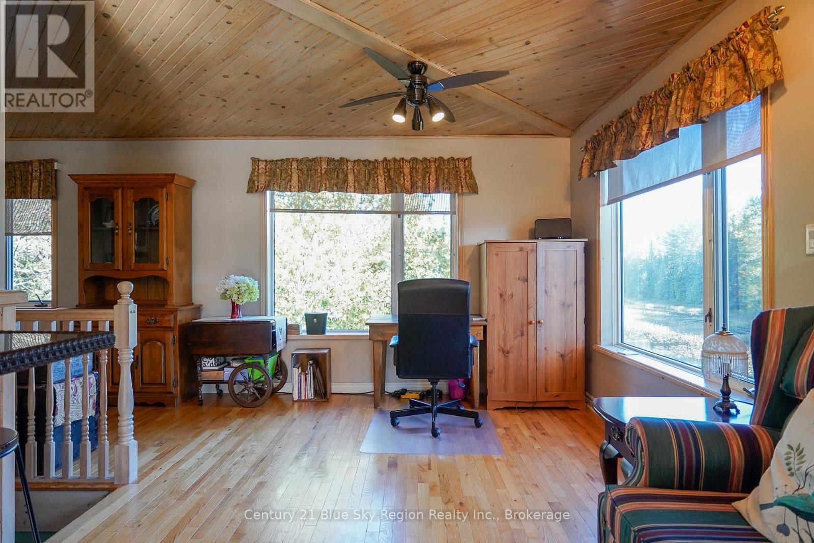 5065 Highway 11 N, Temagami, Ontario  P0H 1H0 - Photo 18 - X12408741
