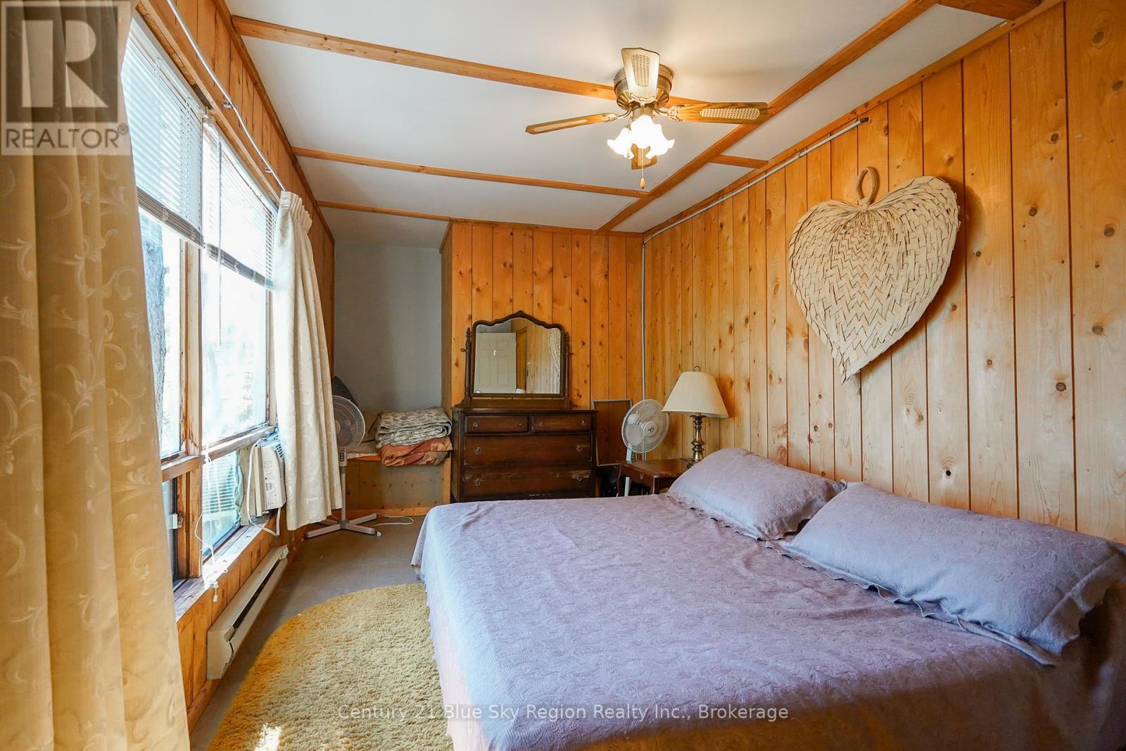 5065 Highway 11 N, Temagami, Ontario  P0H 1H0 - Photo 40 - X12408741