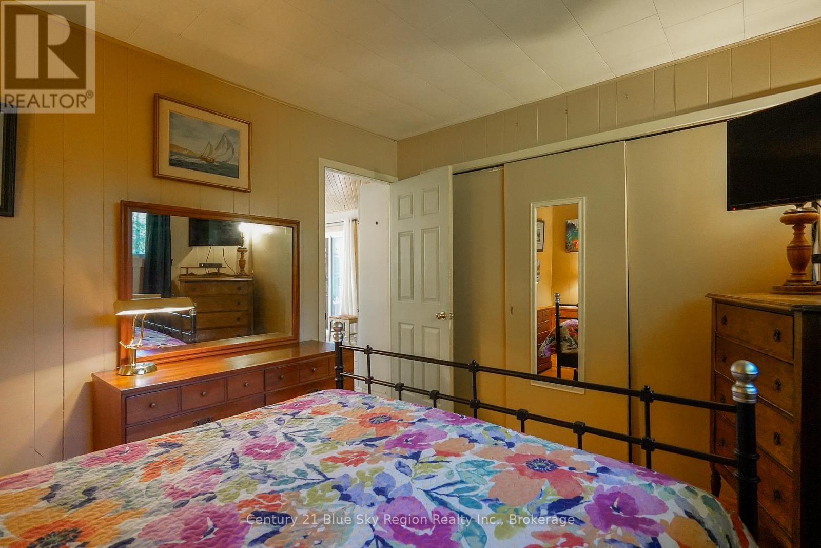 5065 Highway 11 N, Temagami, Ontario  P0H 1H0 - Photo 31 - X12408741