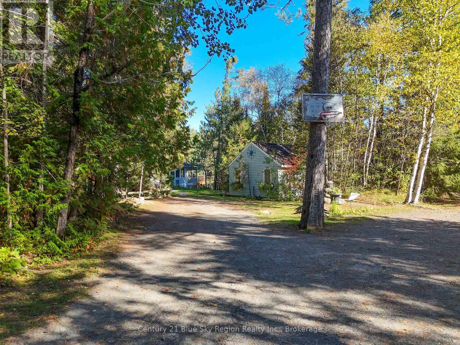 5065 Highway 11 N, Temagami, Ontario  P0H 1H0 - Photo 43 - X12408741