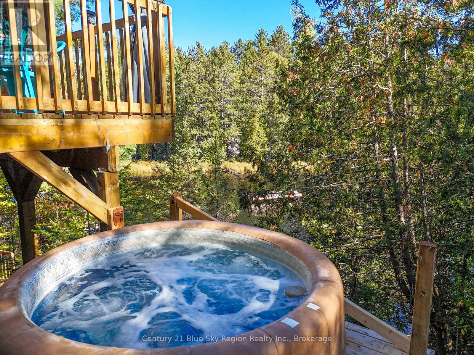 5065 Highway 11 N, Temagami, Ontario  P0H 1H0 - Photo 41 - X12408741