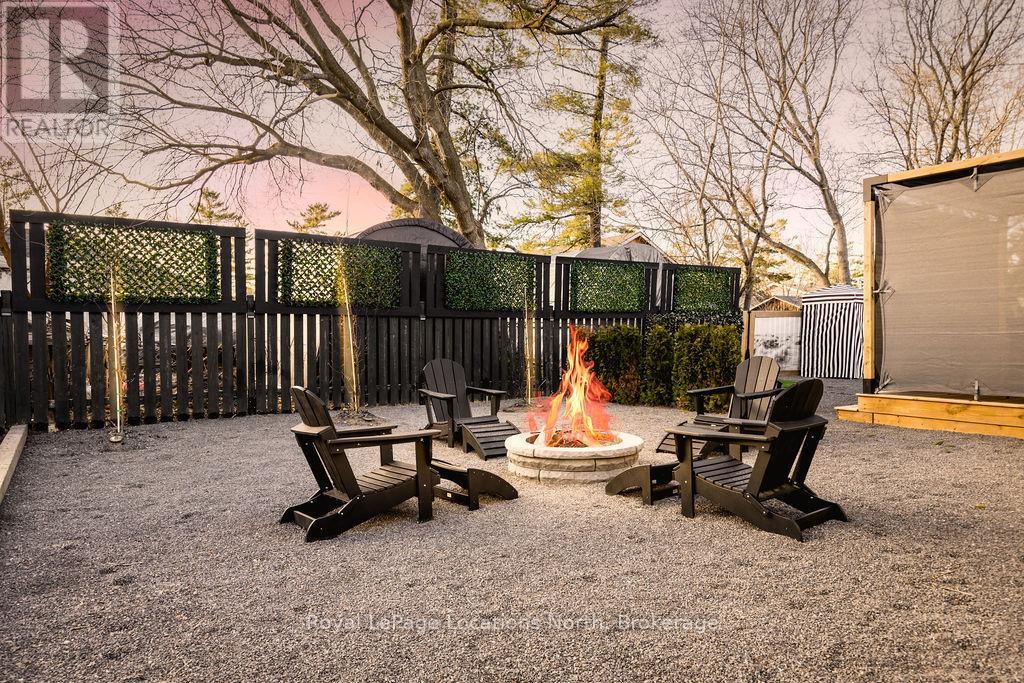 256 Old Mosley Street, Wasaga Beach, Ontario  L9Z 2J2 - Photo 47 - S12408760