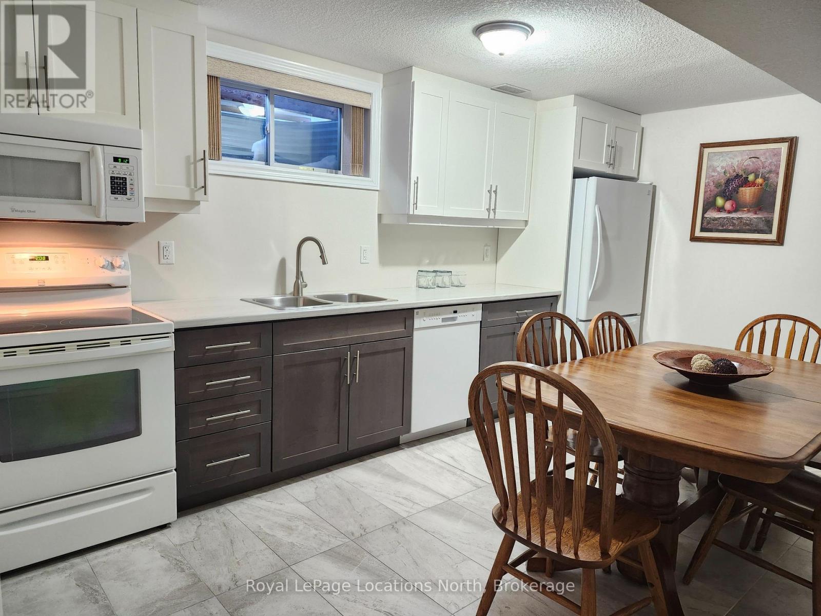 27 Portland Street, Collingwood, Ontario  L9Y 0W9 - Photo 25 - S12408765