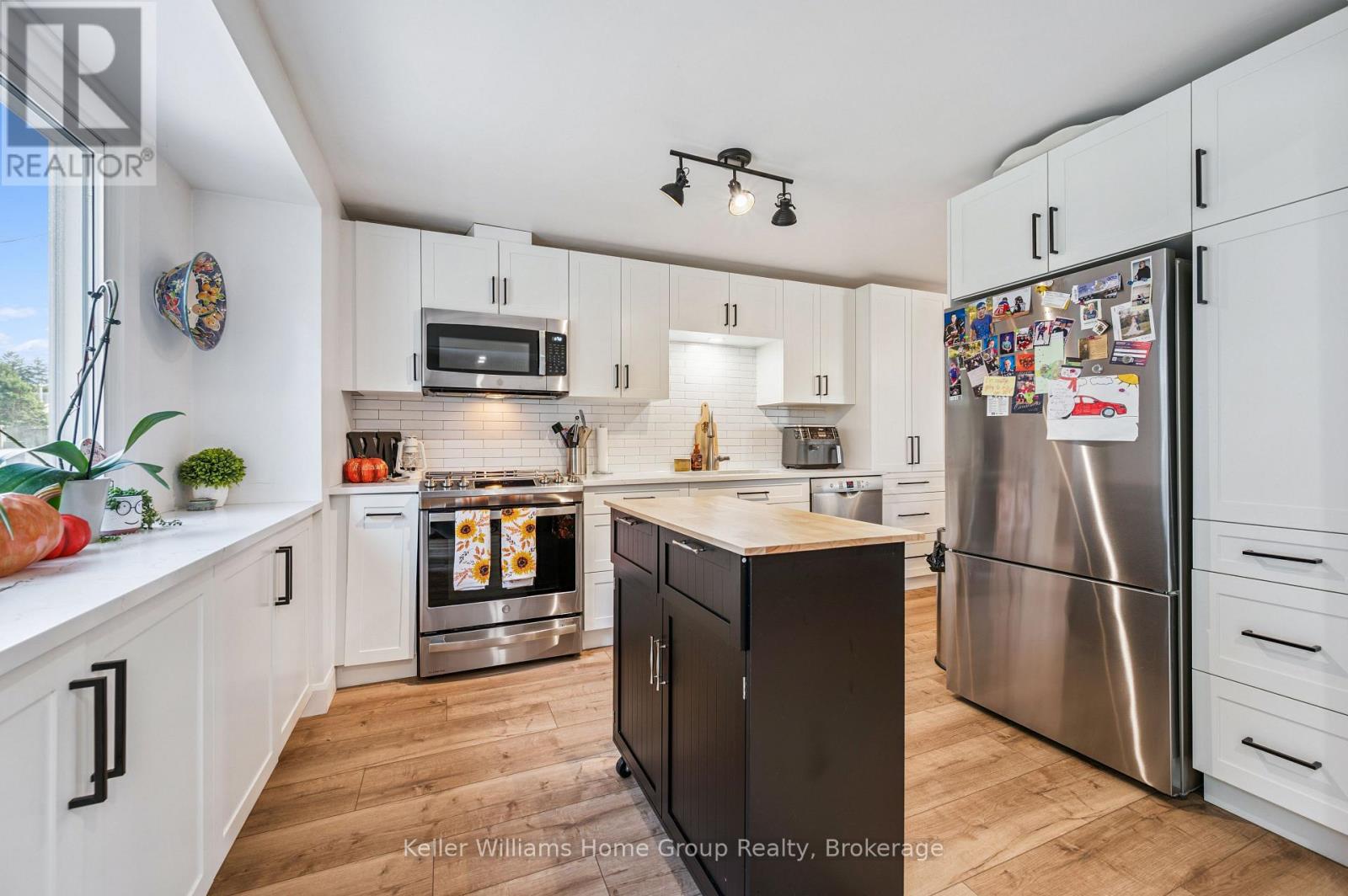 658 Holman Crescent, Centre Wellington, Ontario  N1M 3M2 - Photo 13 - X12408701