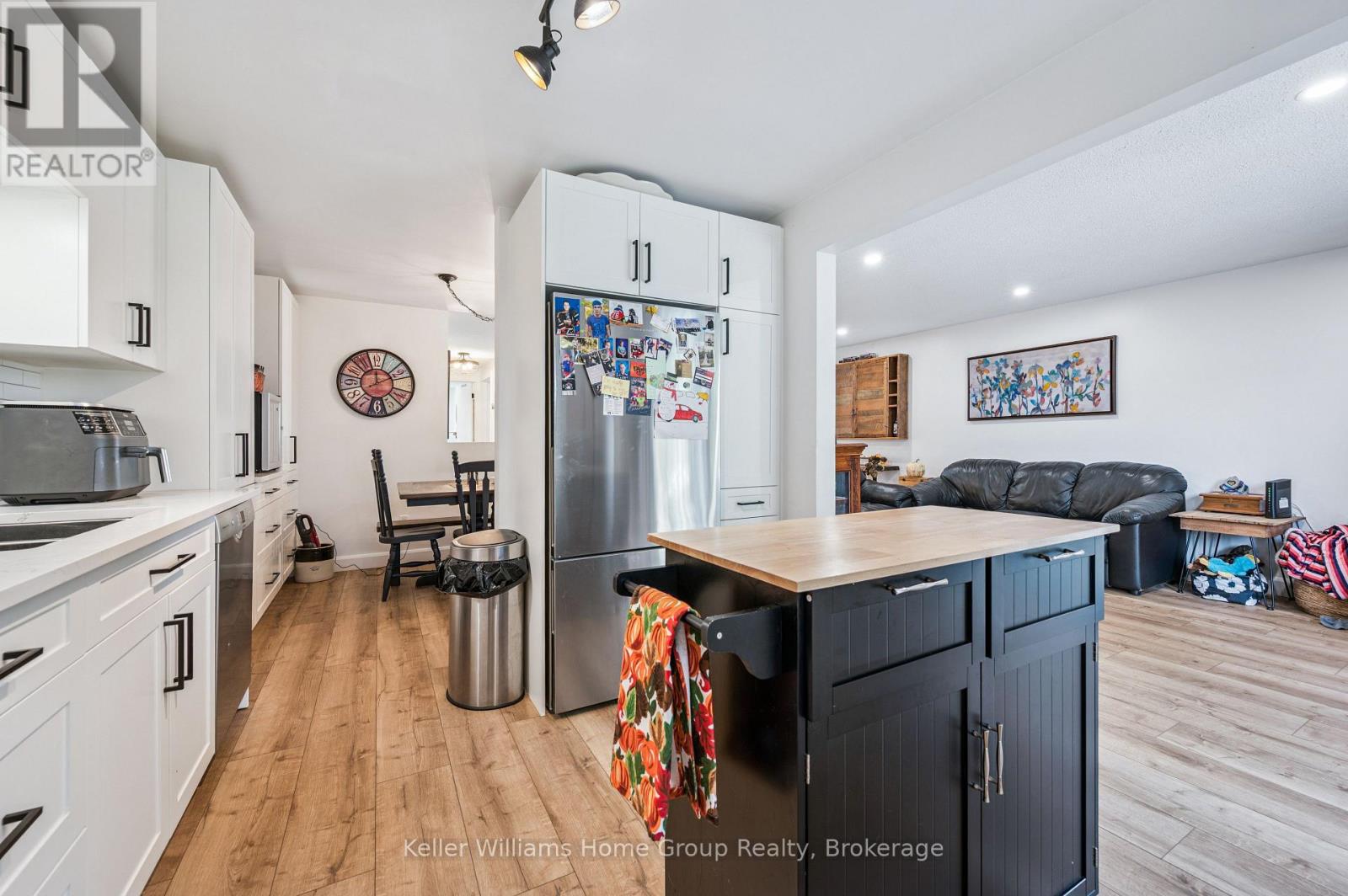 658 Holman Crescent, Centre Wellington, Ontario  N1M 3M2 - Photo 15 - X12408701