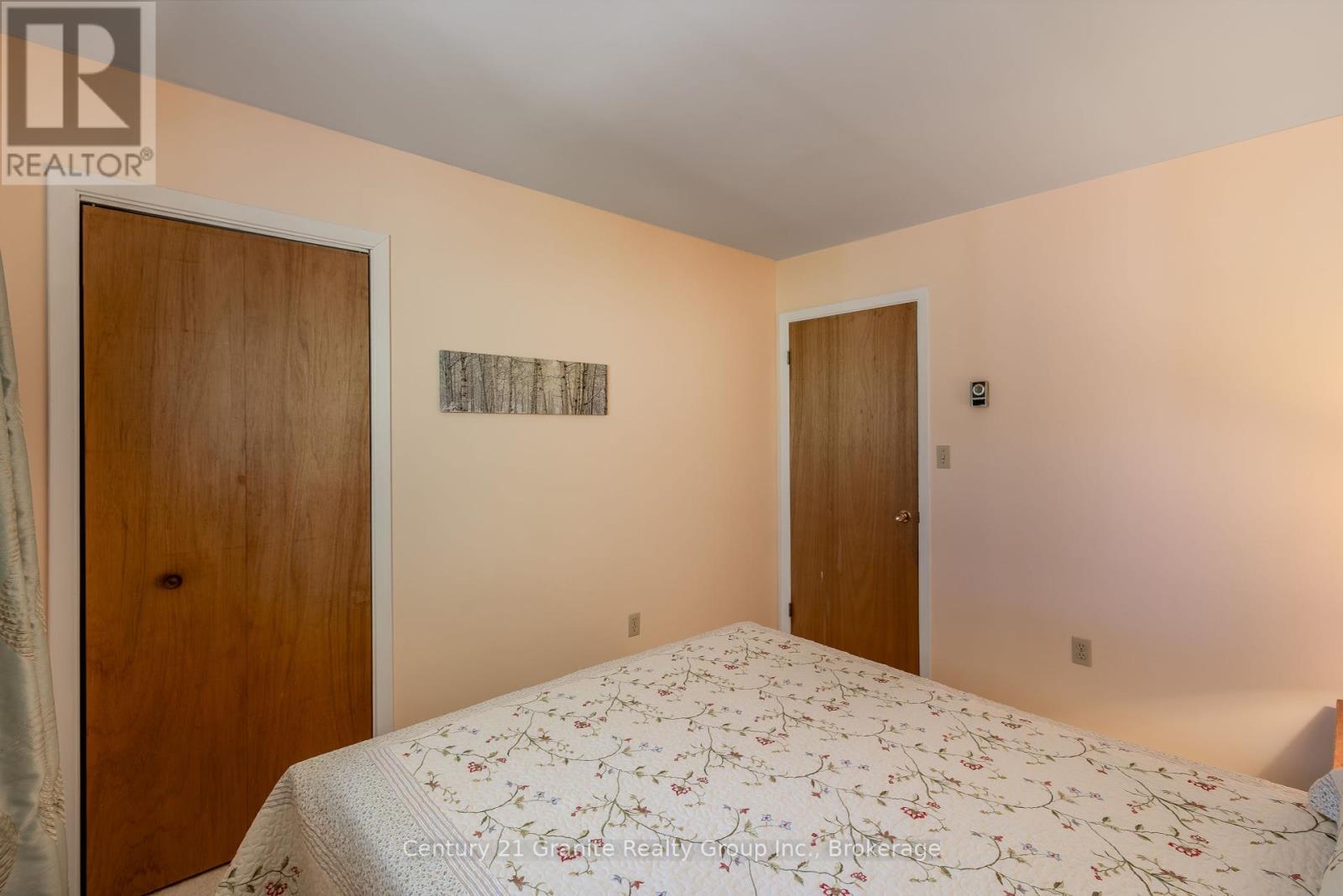 733 Bobcaygeon Road, Minden Hills, Ontario  K0M 2K0 - Photo 17 - X12408709