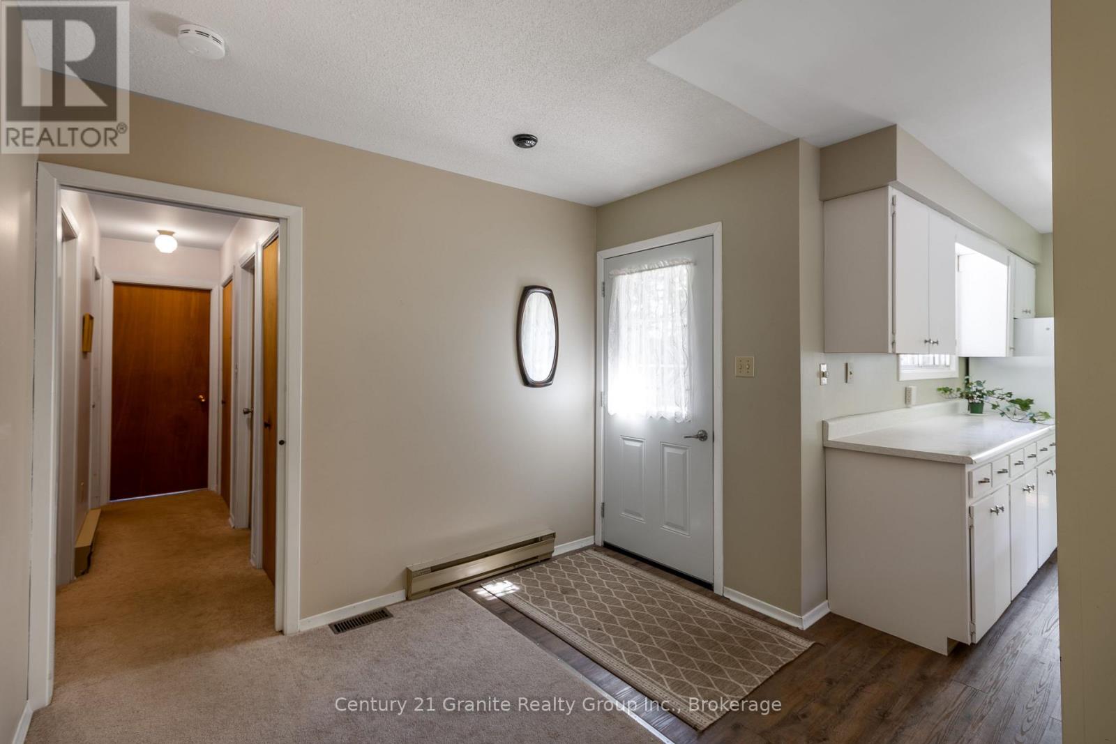 733 Bobcaygeon Road, Minden Hills, Ontario  K0M 2K0 - Photo 3 - X12408709