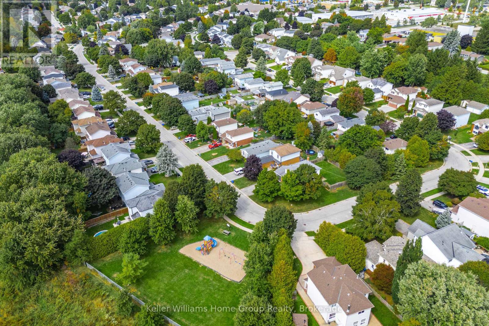 658 Holman Crescent, Centre Wellington, Ontario  N1M 3M2 - Photo 46 - X12408701