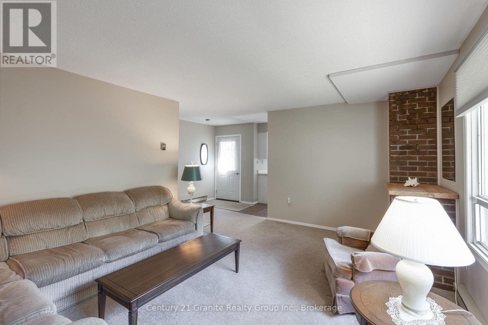 733 Bobcaygeon Road, Minden Hills, Ontario  K0M 2K0 - Photo 11 - X12408709