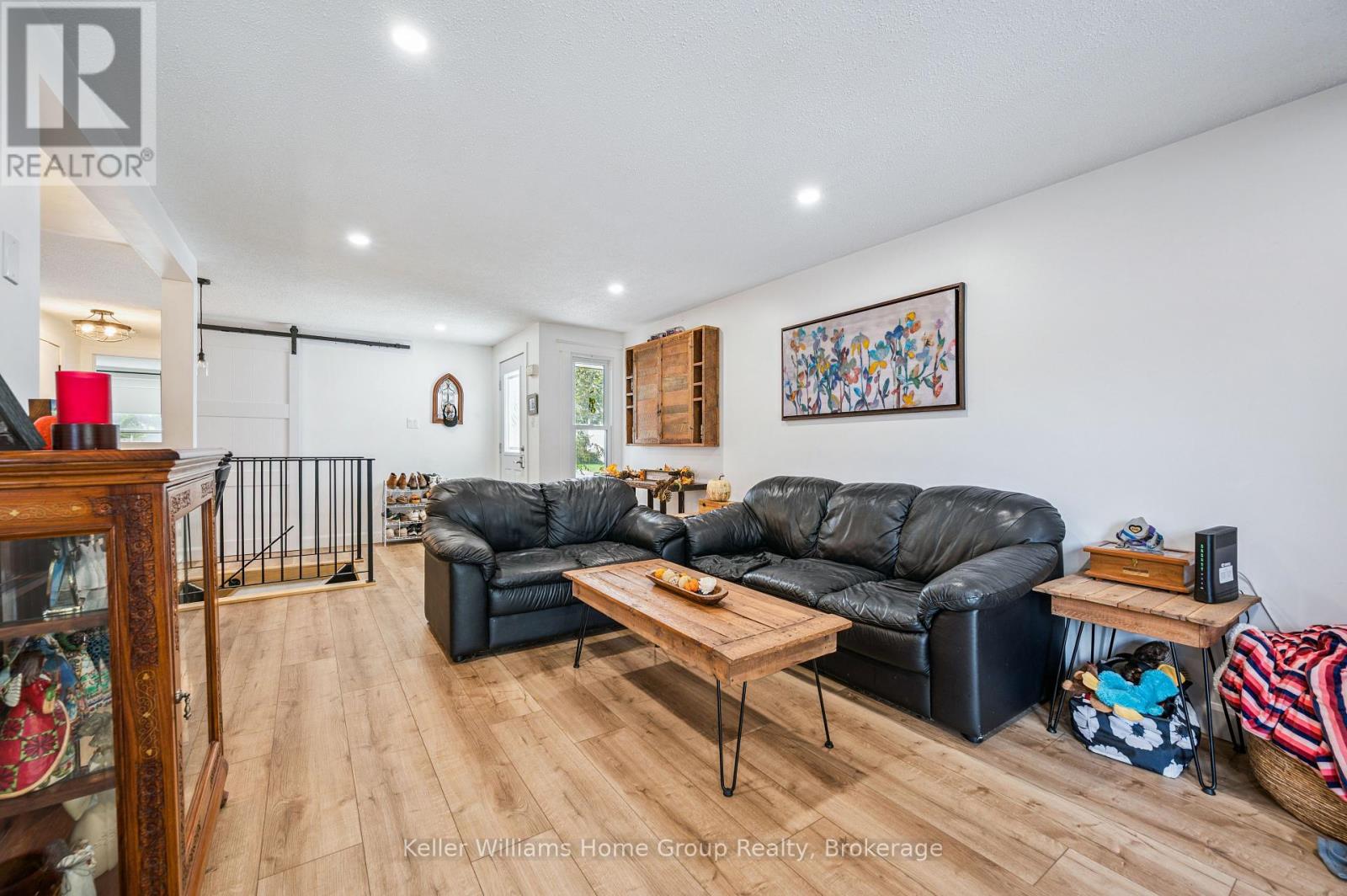 658 Holman Crescent, Centre Wellington, Ontario  N1M 3M2 - Photo 7 - X12408701