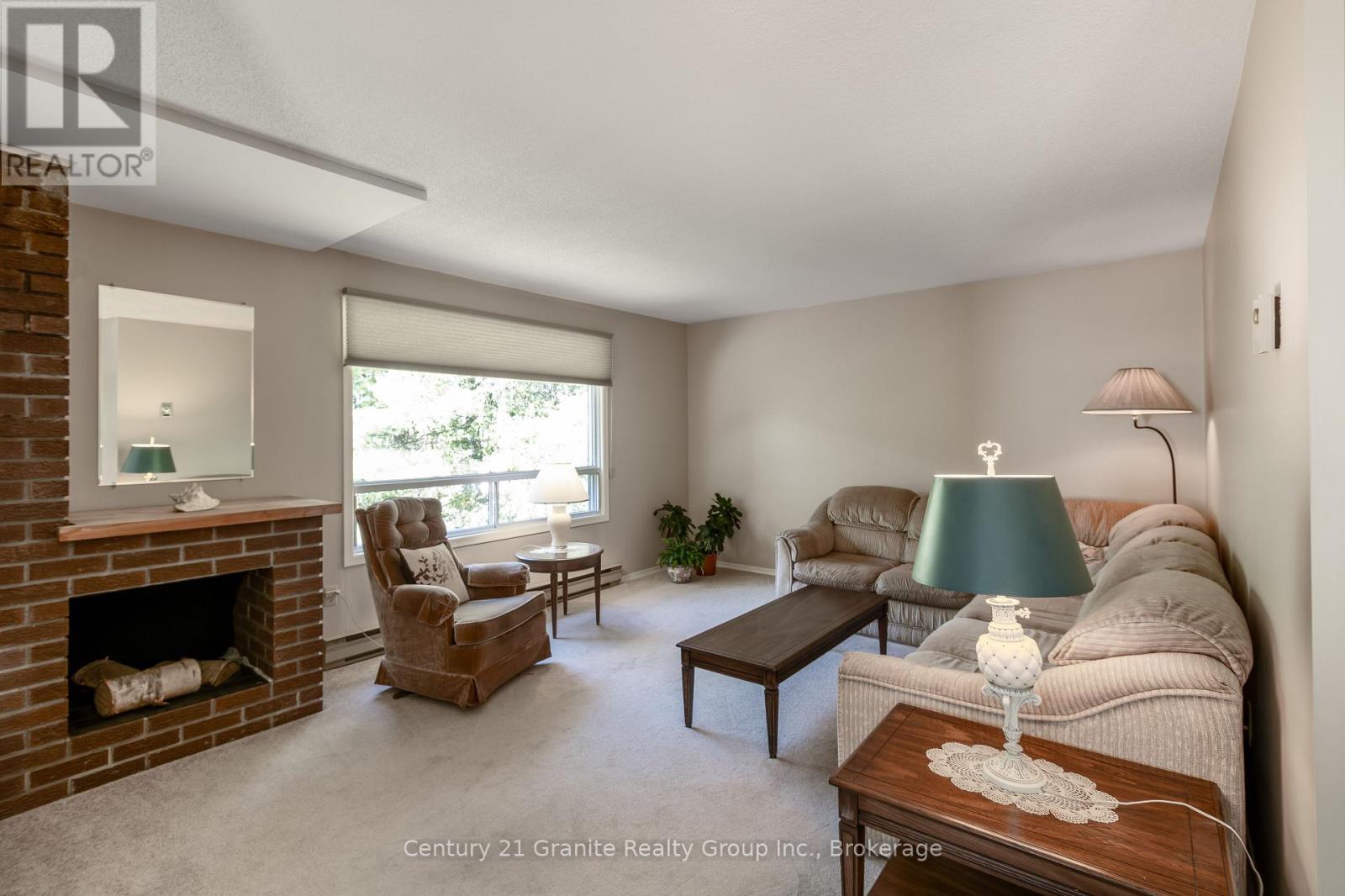 733 Bobcaygeon Road, Minden Hills, Ontario  K0M 2K0 - Photo 9 - X12408709