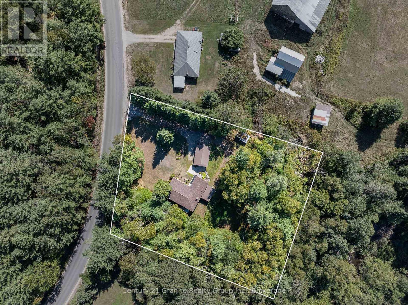 733 Bobcaygeon Road, Minden Hills, Ontario  K0M 2K0 - Photo 40 - X12408709