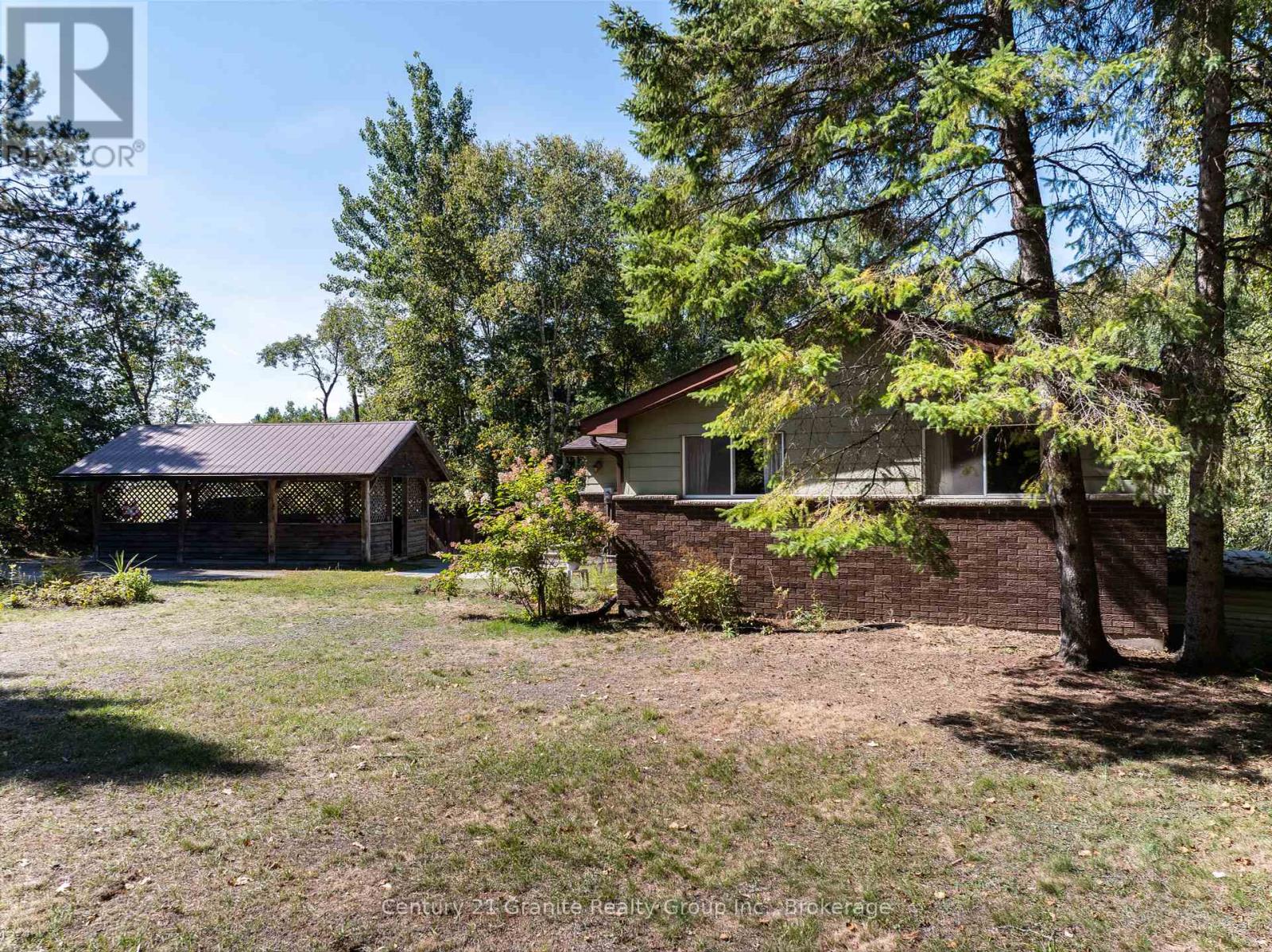 733 Bobcaygeon Road, Minden Hills, Ontario  K0M 2K0 - Photo 36 - X12408709