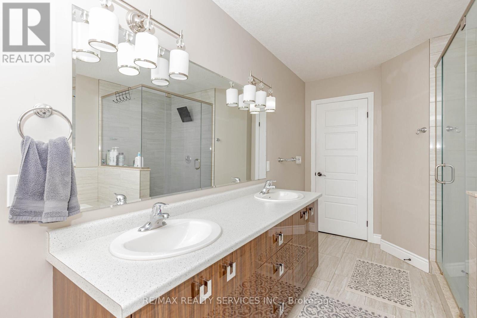 263 Wedgewood Drive, Woodstock, Ontario  N4T 0J1 - Photo 38 - X12408556