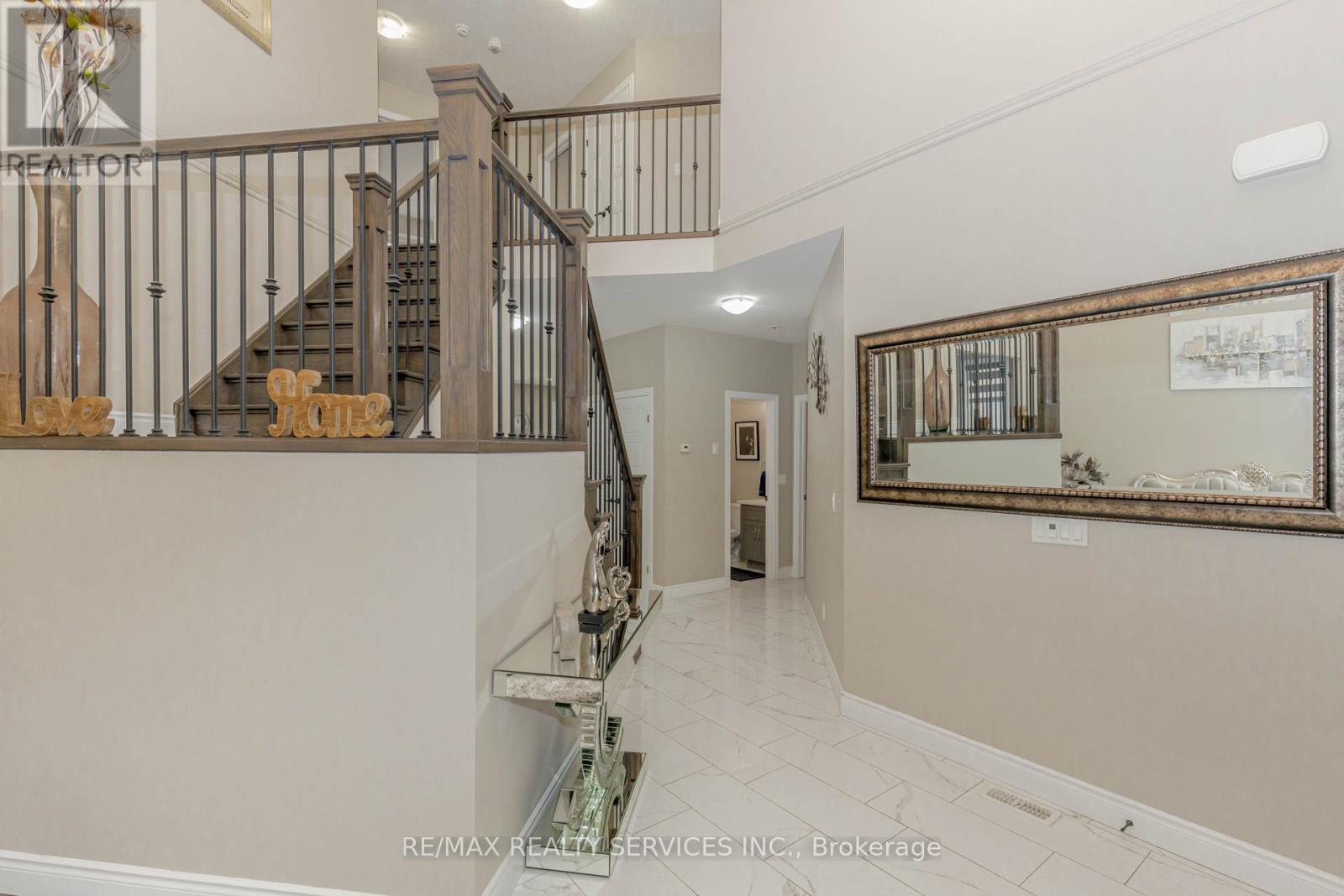 263 Wedgewood Drive, Woodstock, Ontario  N4T 0J1 - Photo 5 - X12408556