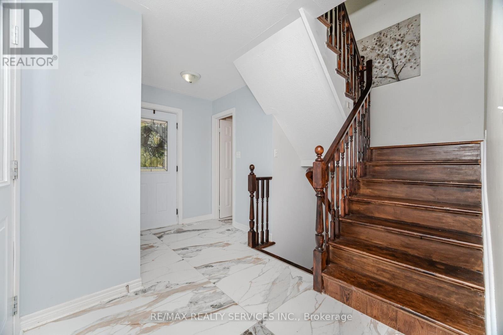 91 Young Crescent, Niagara-On-The-Lake, Ontario  L0S 1J7 - Photo 21 - X12408575