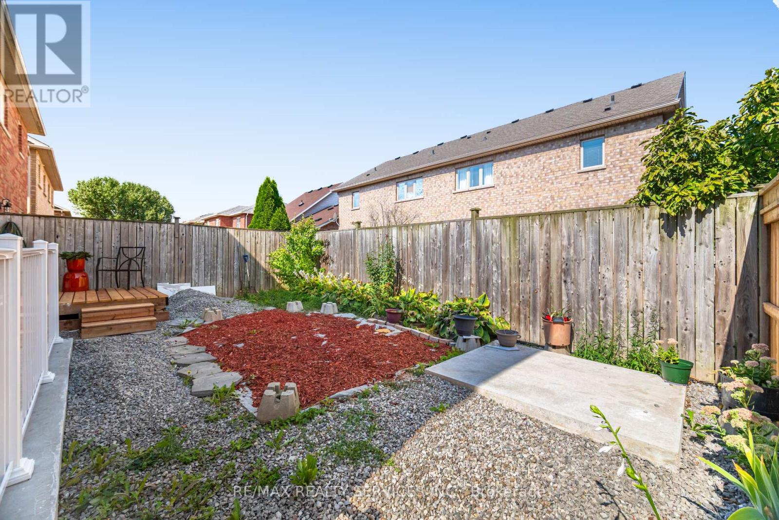 91 Young Crescent, Niagara-On-The-Lake, Ontario  L0S 1J7 - Photo 48 - X12408575