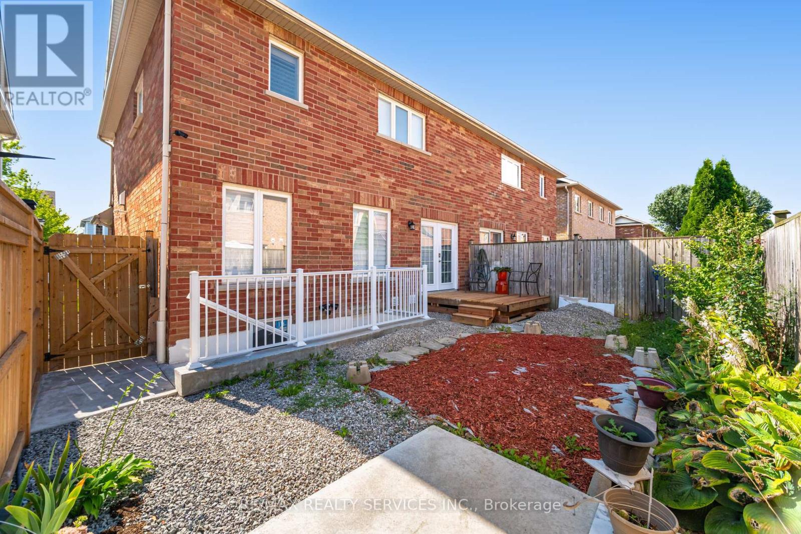 91 Young Crescent, Niagara-On-The-Lake, Ontario  L0S 1J7 - Photo 50 - X12408575