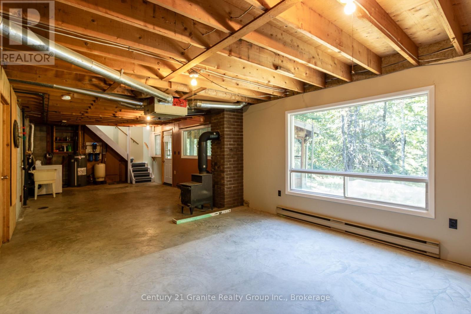 733 Bobcaygeon Road, Minden Hills, Ontario  K0M 2K0 - Photo 23 - X12408709