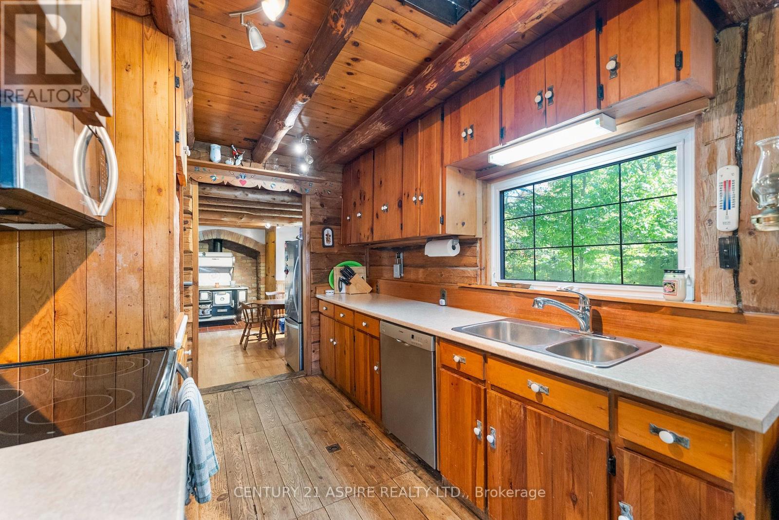 3050 Paugh Lake Road, Madawaska Valley, Ontario  K0J 1B0 - Photo 13 - X12408682