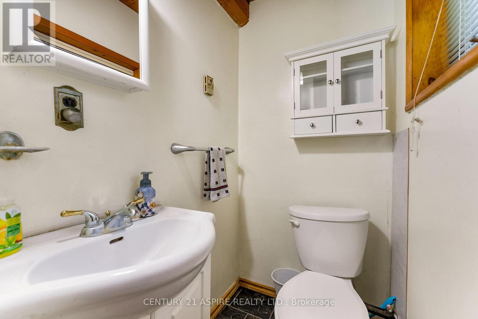 3050 Paugh Lake Road, Madawaska Valley, Ontario  K0J 1B0 - Photo 21 - X12408682
