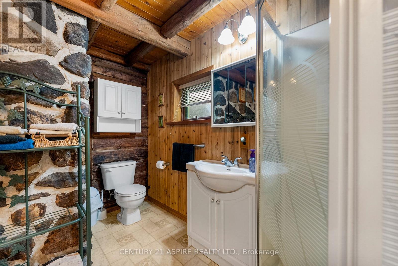 3050 Paugh Lake Road, Madawaska Valley, Ontario  K0J 1B0 - Photo 23 - X12408682