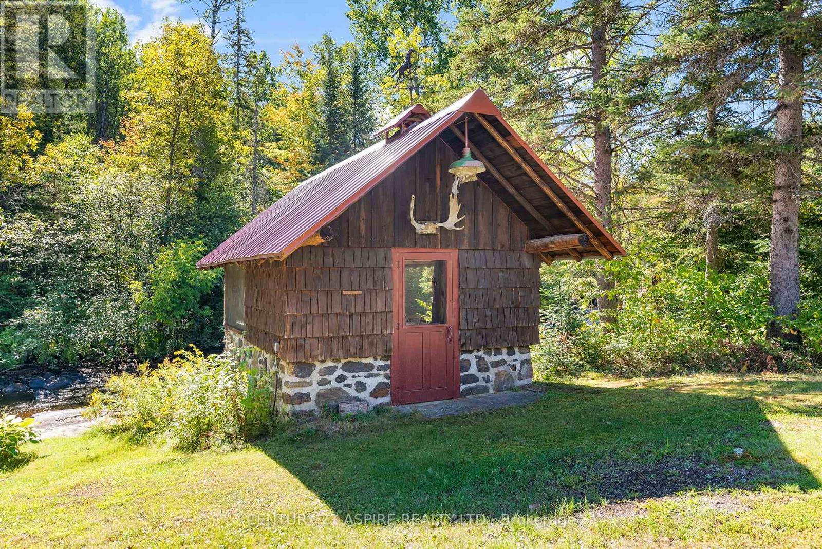 3050 Paugh Lake Road, Madawaska Valley, Ontario  K0J 1B0 - Photo 44 - X12408682
