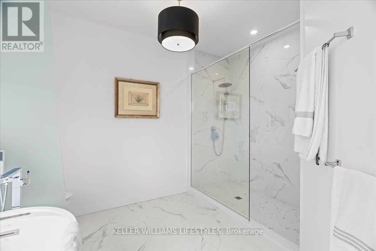 2048 Ironwood Road, London South, Ontario  N6K 0H8 - Photo 17 - X12408552