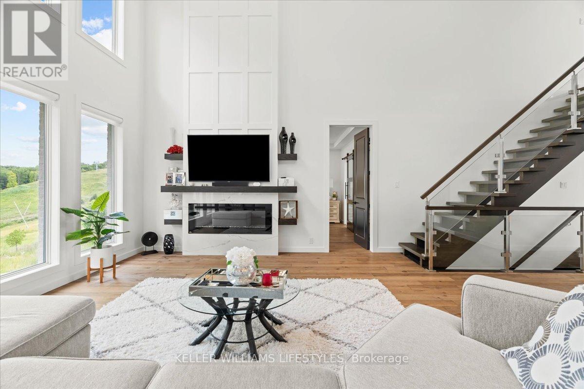 2048 Ironwood Road, London South, Ontario  N6K 0H8 - Photo 20 - X12408552