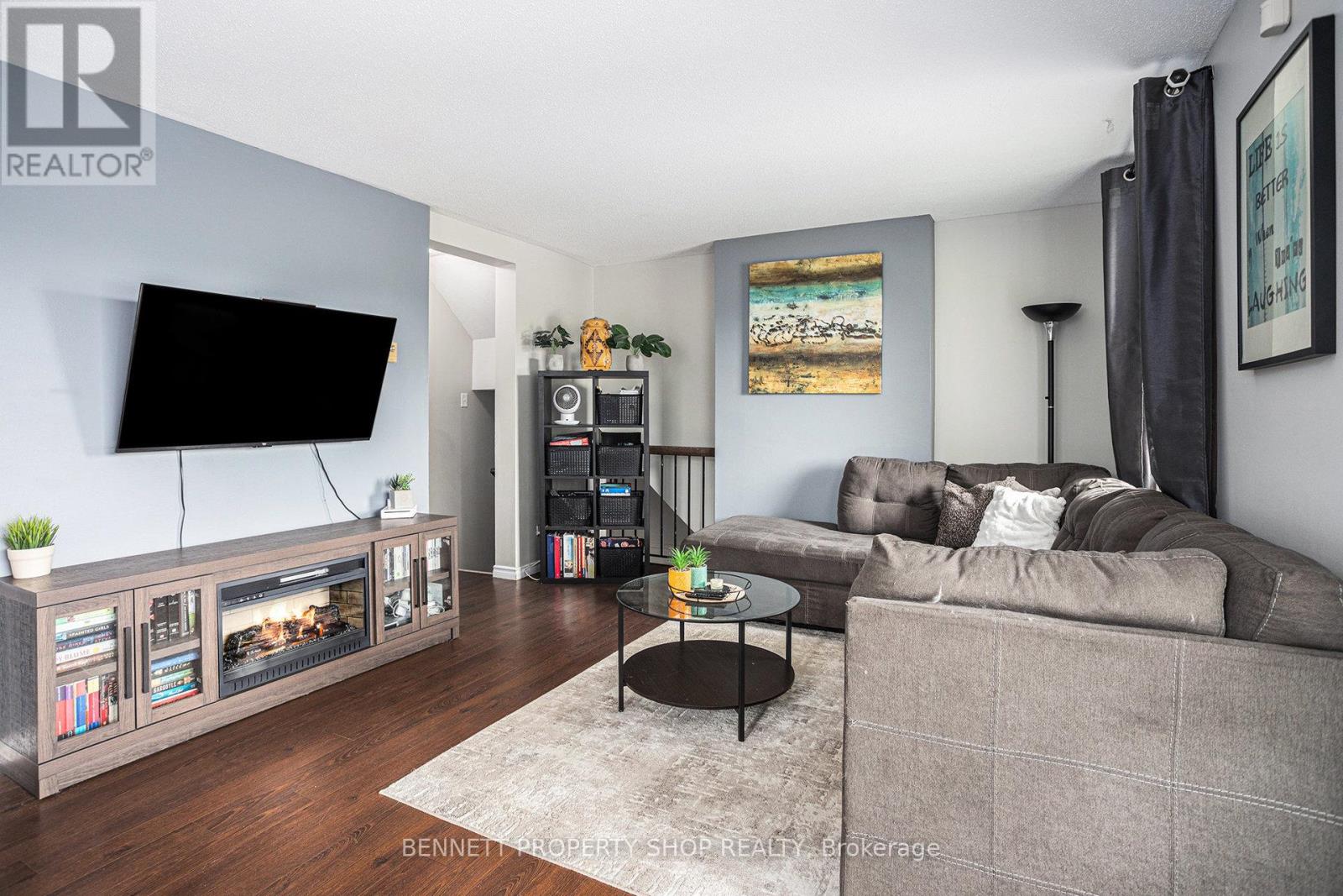 48 - 1208 Tanguay Court, Ottawa, Ontario  K2L 3X6 - Photo 5 - X12199459