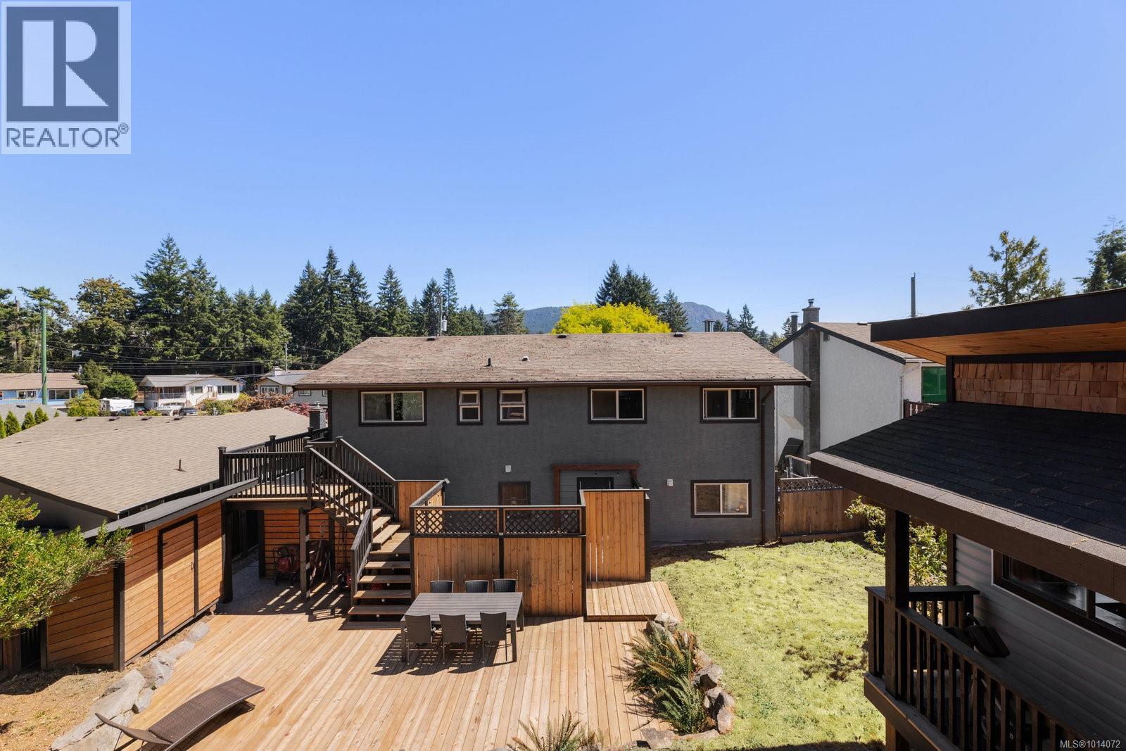 Property at 5884 Deborah Dr image 3