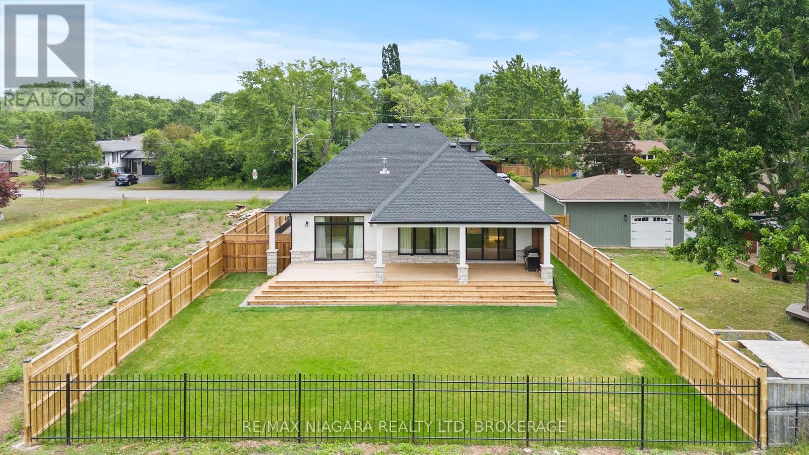 637 Buffalo Road, Fort Erie, Ontario  L2A 5G7 - Photo 41 - X12402328