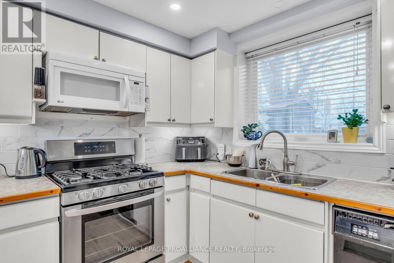 394 Sunset Boulevard, Clarington, Ontario  L1B 1C8 - Photo 15 - E12408691