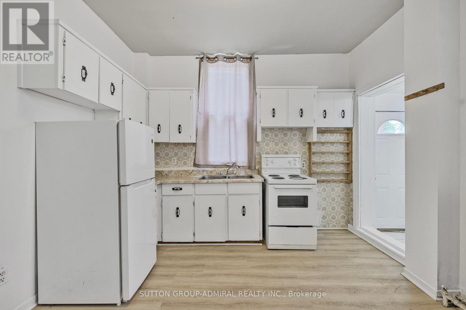 845 College Street, Toronto (Trinity-Bellwoods), Ontario  M6H 1A1 - Photo 11 - C12408605