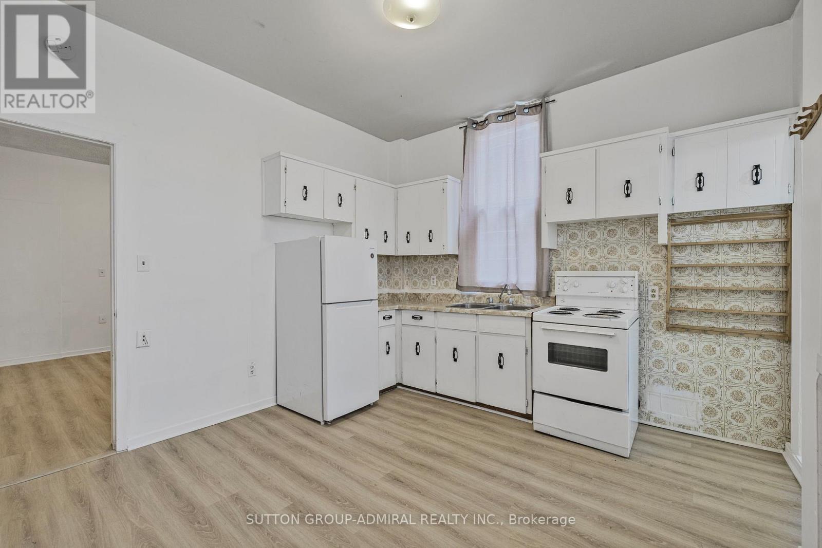 845 College Street, Toronto (Trinity-Bellwoods), Ontario  M6H 1A1 - Photo 12 - C12408605