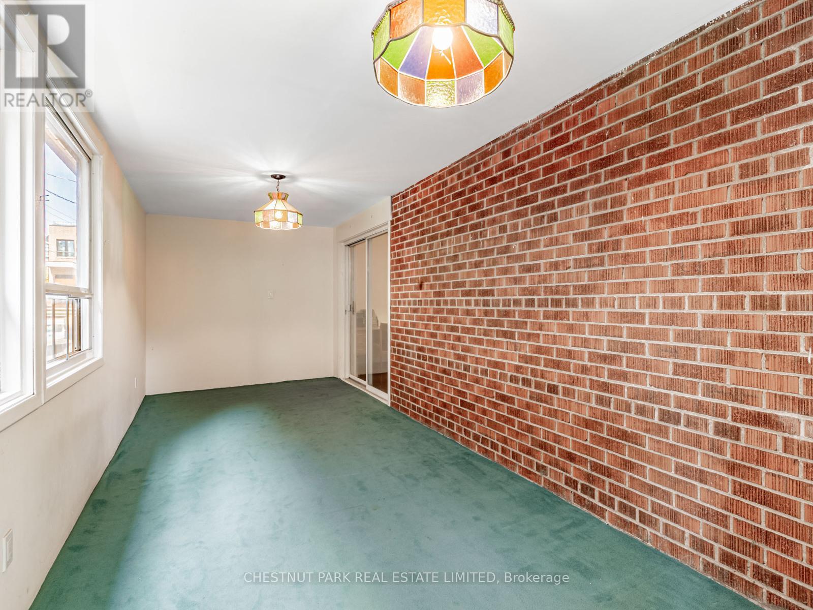 397 Cortleigh Boulevard, Toronto, Ontario  M5N 1R4 - Photo 12 - C12408621