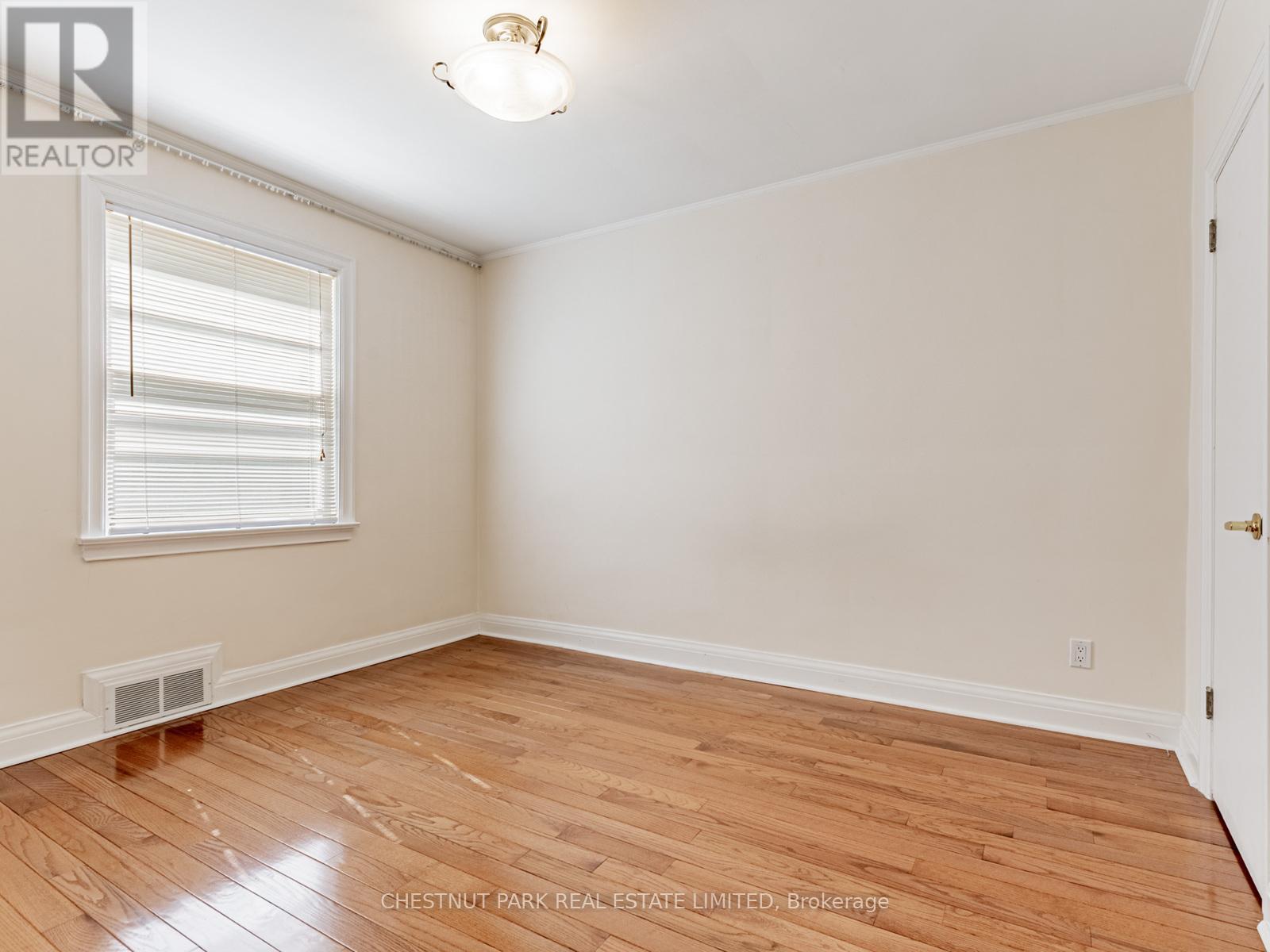 397 Cortleigh Boulevard, Toronto, Ontario  M5N 1R4 - Photo 21 - C12408621
