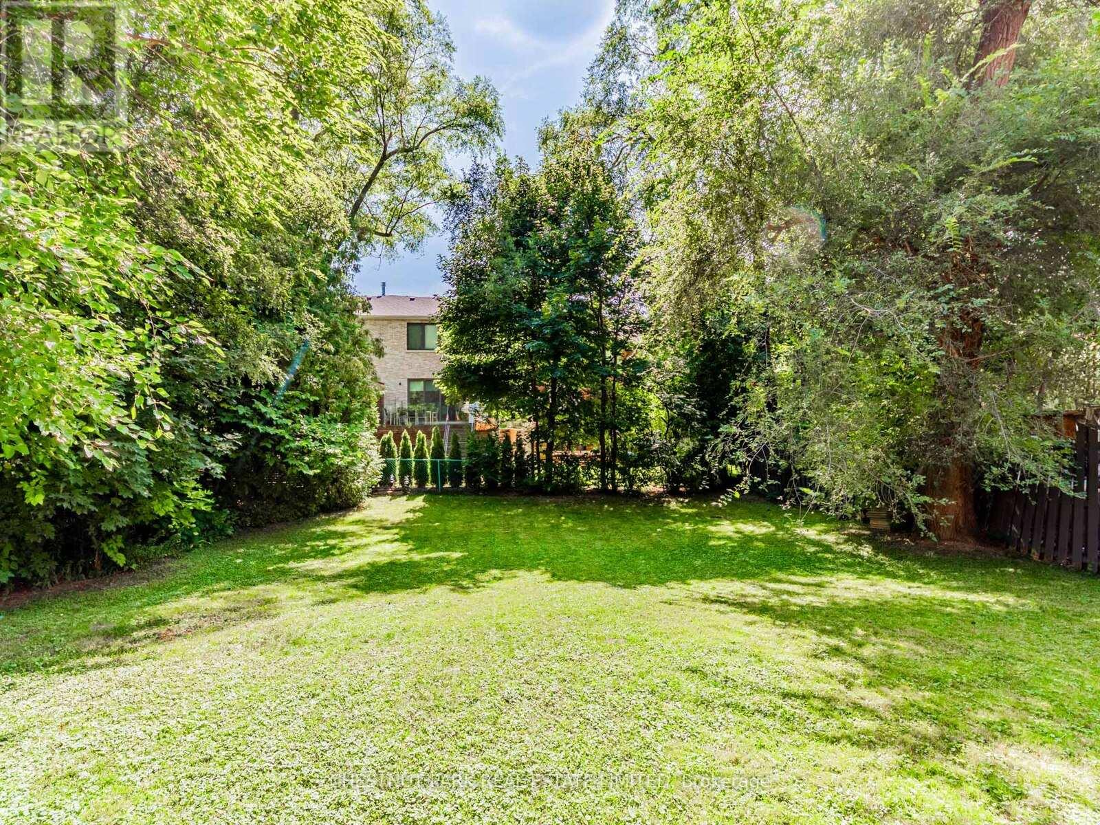 397 Cortleigh Boulevard, Toronto, Ontario  M5N 1R4 - Photo 35 - C12408621