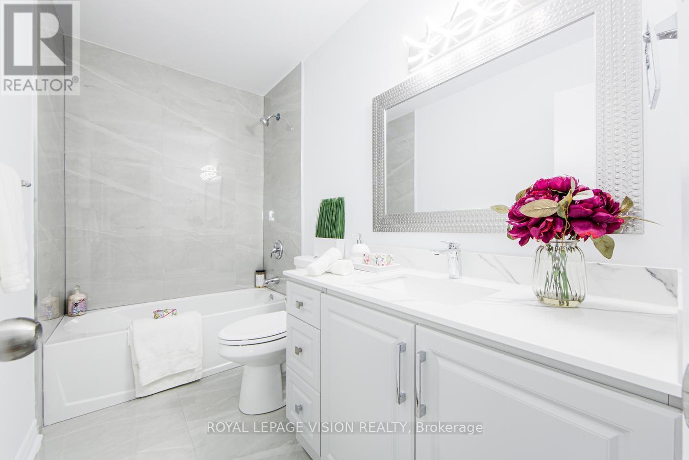 127 Freshmeadow Drive, Toronto, Ontario  M2H 2P9 - Photo 19 - C12408632