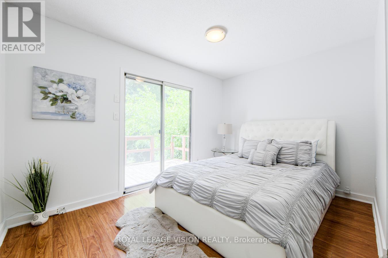127 Freshmeadow Drive, Toronto, Ontario  M2H 2P9 - Photo 22 - C12408632