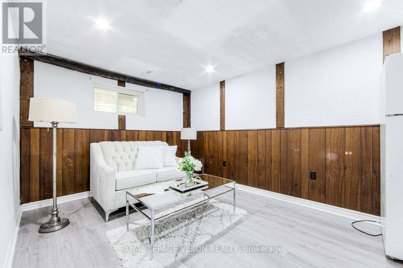 127 Freshmeadow Drive, Toronto, Ontario  M2H 2P9 - Photo 33 - C12408632
