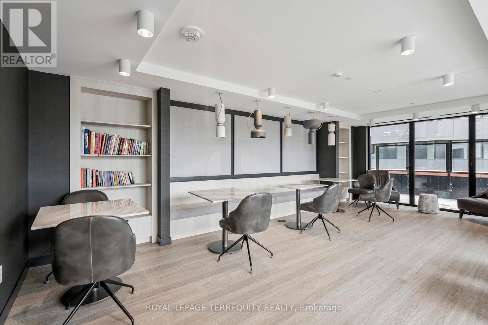 809 - 8 Tippett Road, Toronto (Clanton Park), Ontario  M3H 0E7 - Photo 34 - C12408639