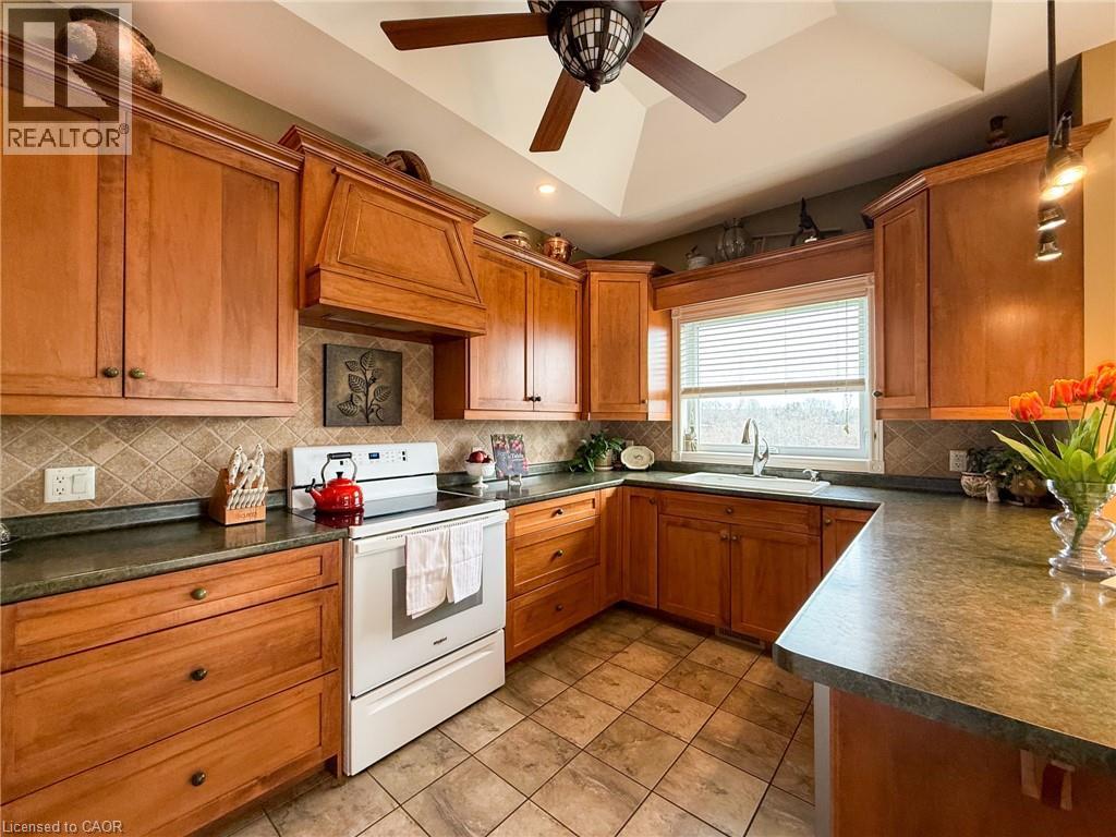 14 East Street S, Port Dover, Ontario  N0A 1N5 - Photo 38 - 40770424