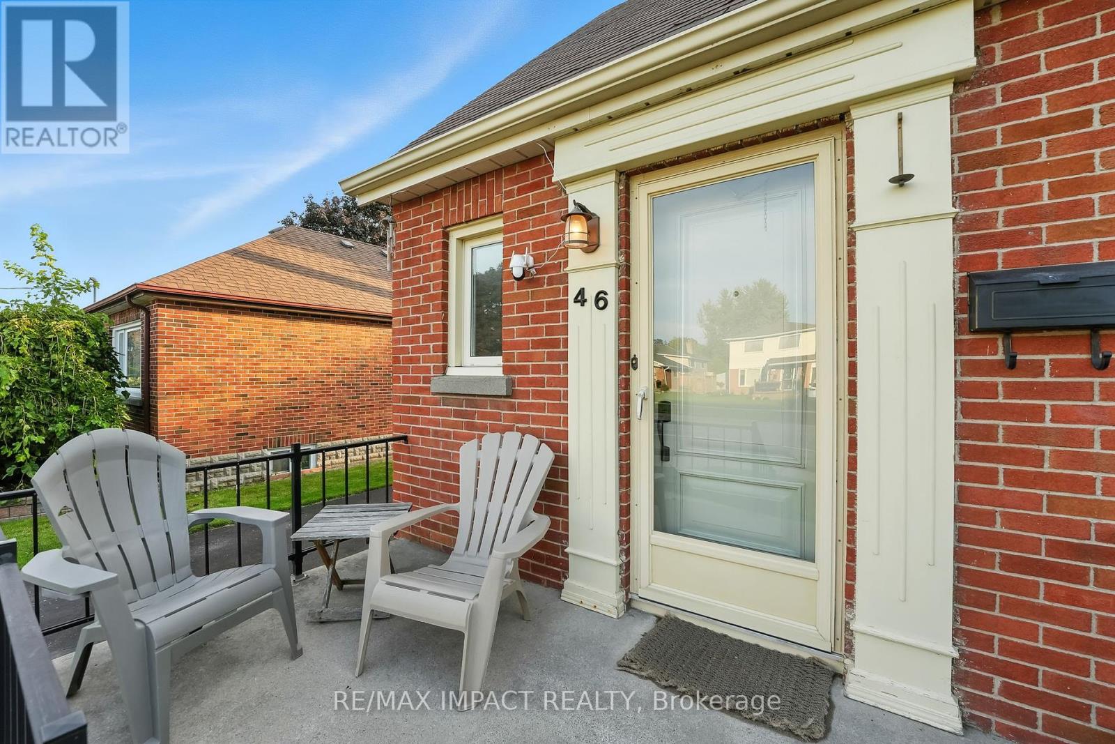 46 Simpson Avenue, Clarington (Bowmanville), Ontario  L1C 2H8 - Photo 6 - E12408706