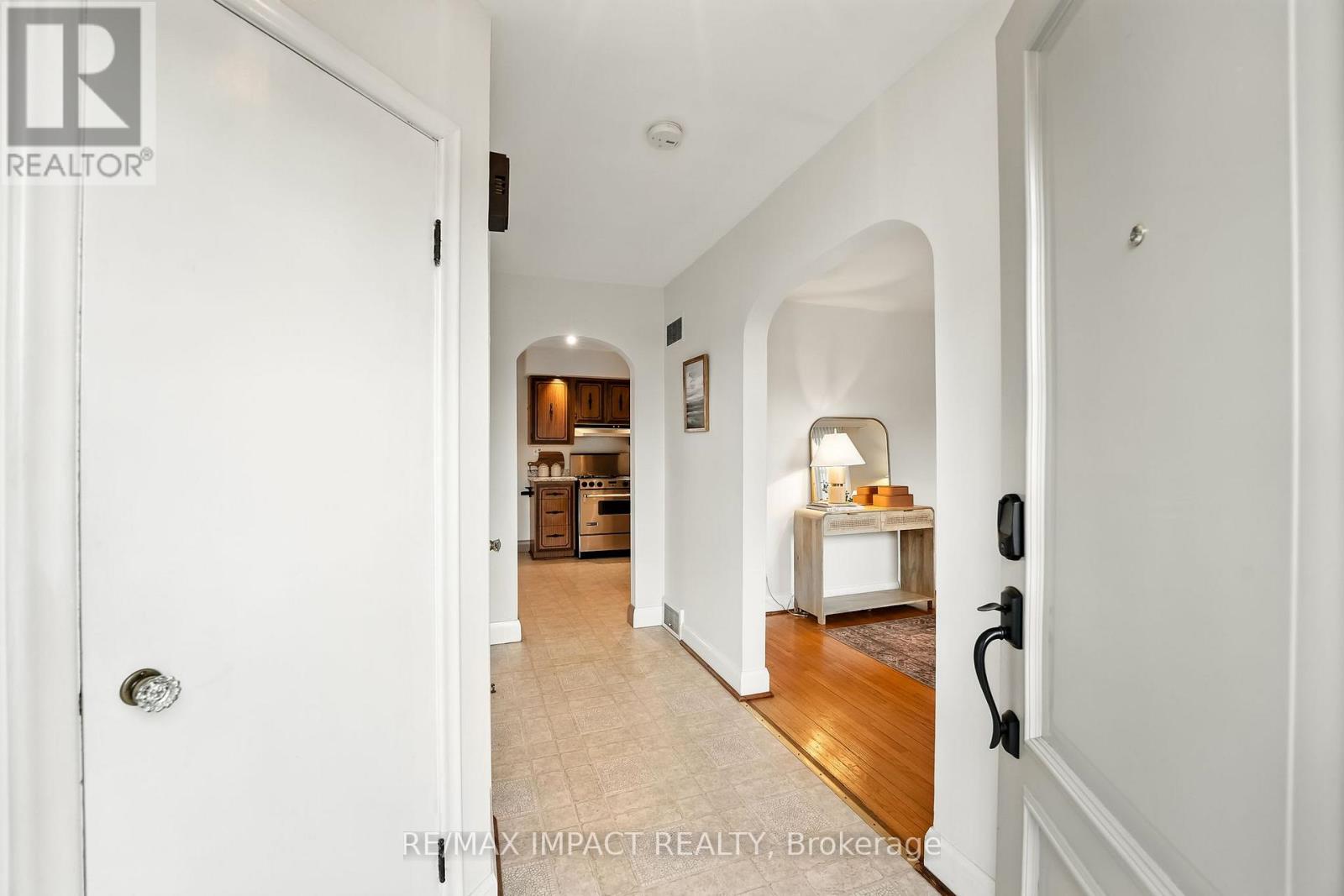 46 Simpson Avenue, Clarington (Bowmanville), Ontario  L1C 2H8 - Photo 7 - E12408706