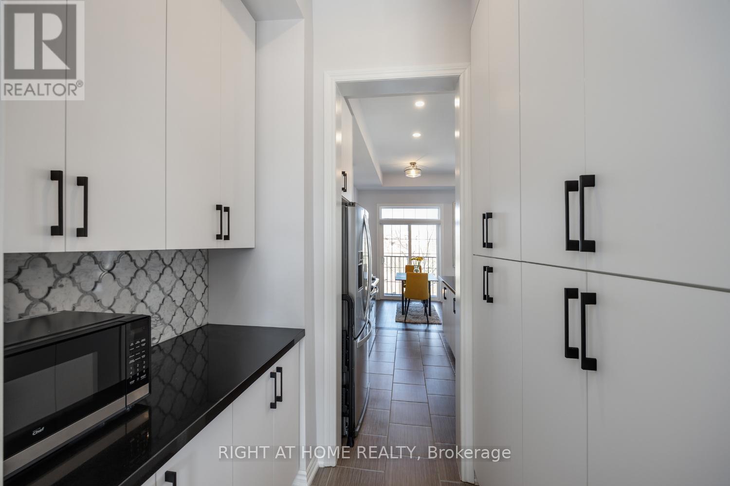 14 Seagrave Lane, Ajax, Ontario  L1T 0P2 - Photo 18 - E12408785