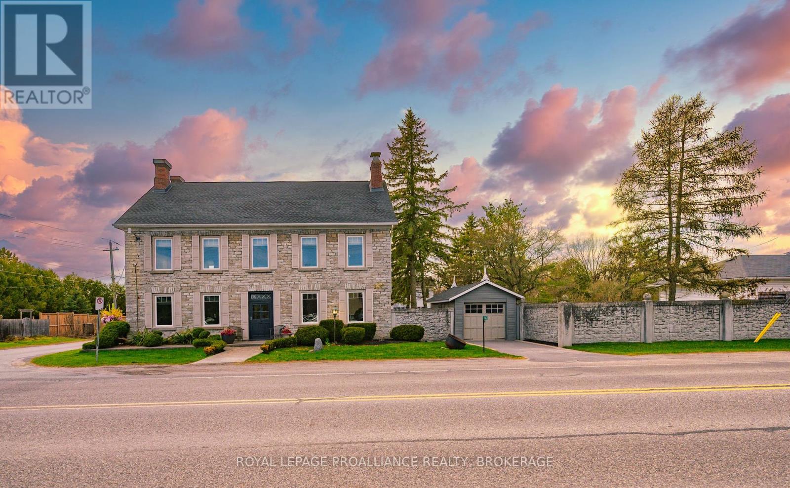 1863 Sydenham Road, Kingston, Ontario  K7L 4V4 - Photo 2 - X12408883