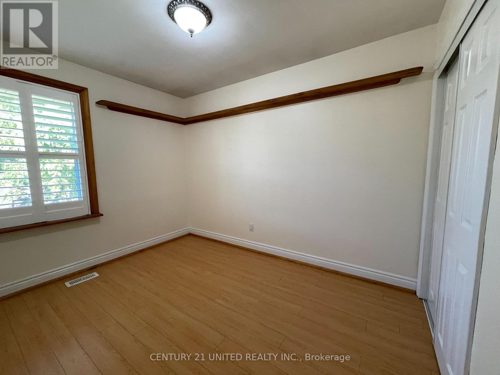 Upper - 334 Stevenson Road N, Oshawa, Ontario  L1J 5N2 - Photo 18 - E12408865