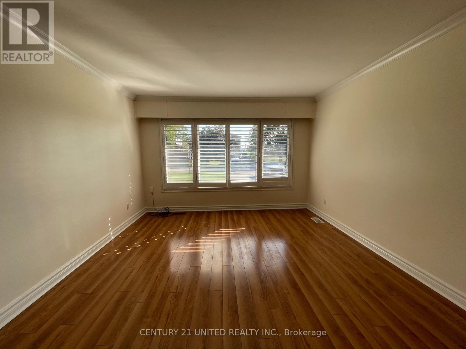 Upper - 334 Stevenson Road N, Oshawa, Ontario  L1J 5N2 - Photo 5 - E12408865
