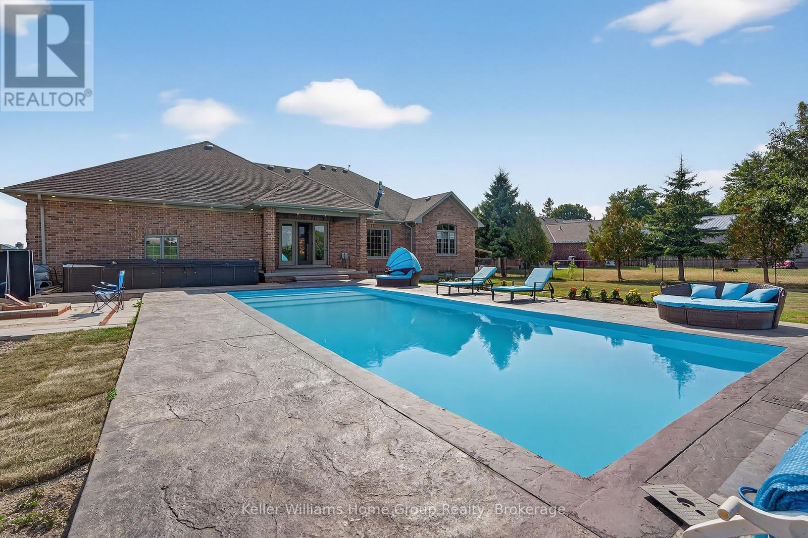 4659 Lobsinger Line, Wellesley, Ontario  N0B 2M0 - Photo 38 - X12408832